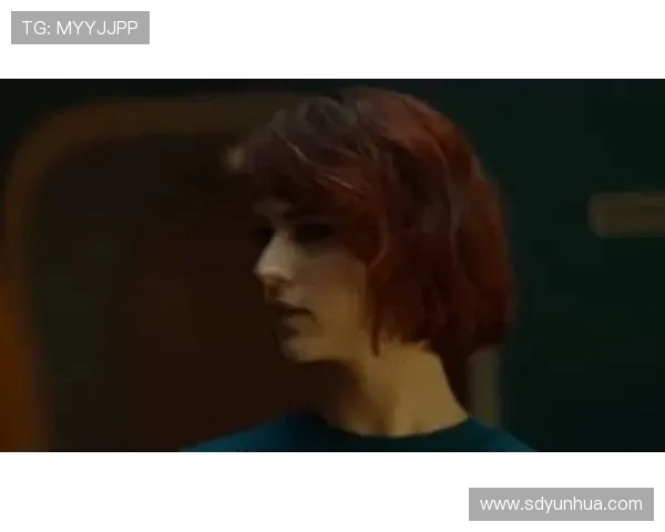 《潜行》：10个镜头，窥视人性深渊，最后一个你绝对猜不到！